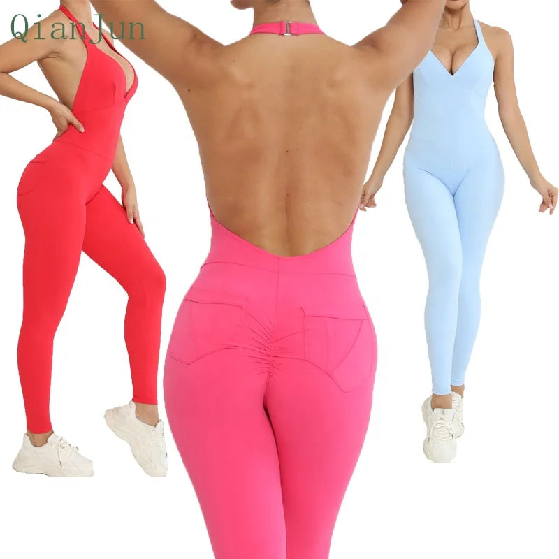 2024 New Sexy Back One Piece Yoga Jumpsuit Ladies Gym Wear Backless Halter Neck Pleated Pocket Jumpsuit Set for Women