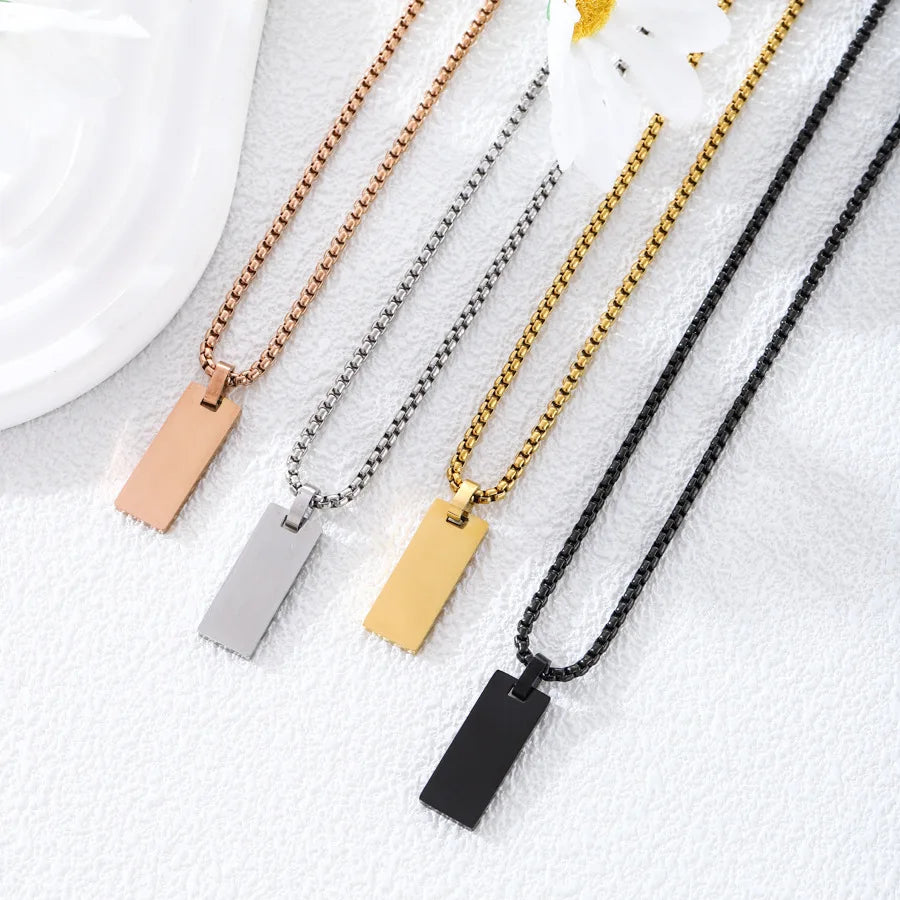 New Fashion Stainless Steel Engraved Letter Pendant Necklace Custom Logo Vertical Bar Pendant Charm Square Rolo Chian Necklace
