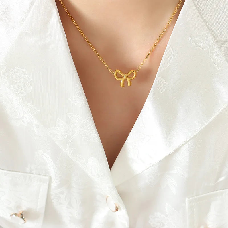 New Fashion Unique Design Trendy Gold Plated Stainless Steel Cute Bowknot Pendant Choker Necklace for Women Girl Gift P878