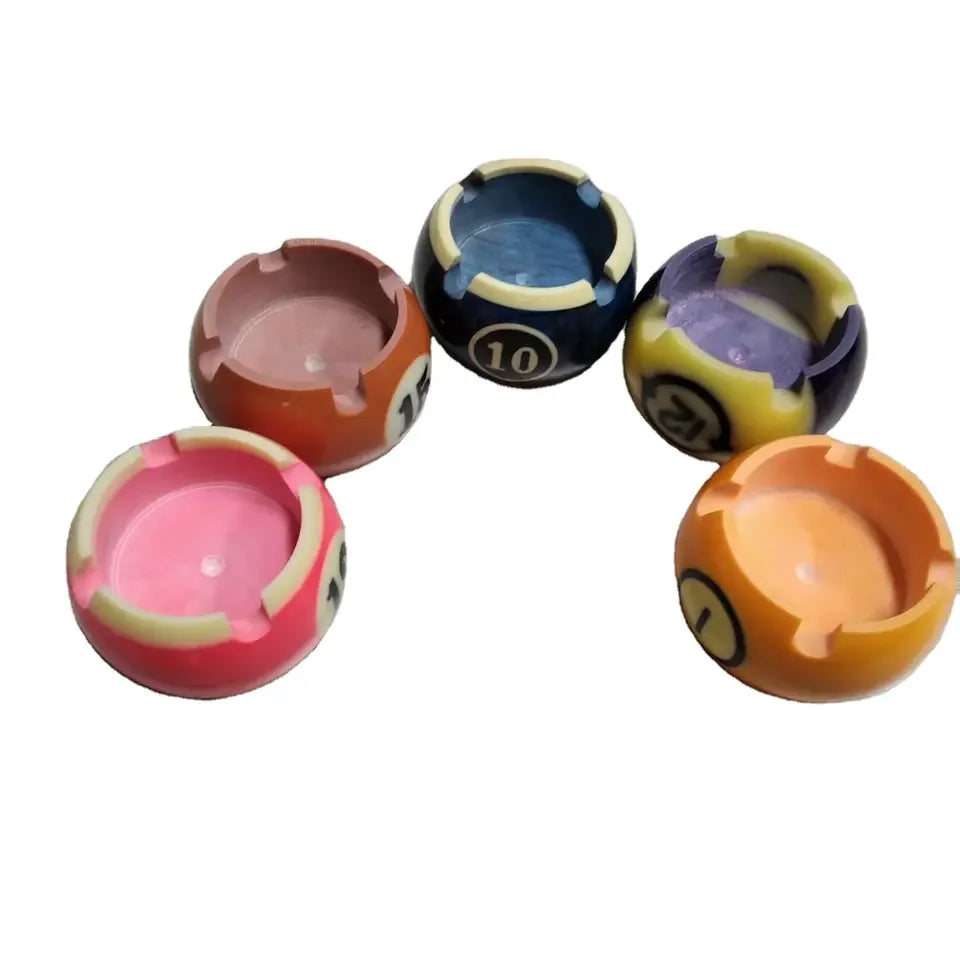 Hot Sell Assorted Colors Resin Billiard Ball Design Ash Tray Souvenir Promotion Gift