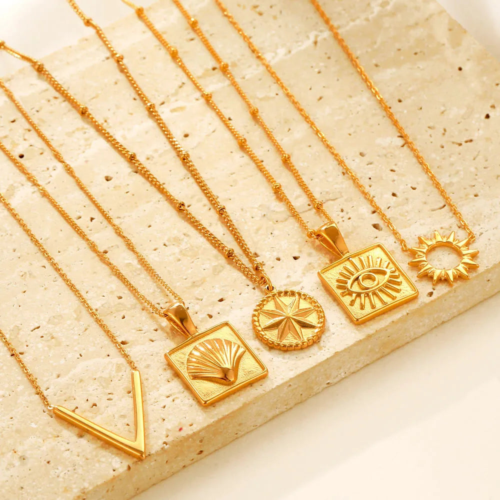 18k Gold Plated Stainless Steel Initial Letter Necklace Fashion Sea Shell Sun North Star Pendant Her Eye Necklaces for Women