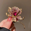 2022 Women Fashion Jewelry New Arrival Exquisite Red Flower Brooch for Women Red Water Drop Crystal Brooches Jewelry Gifts