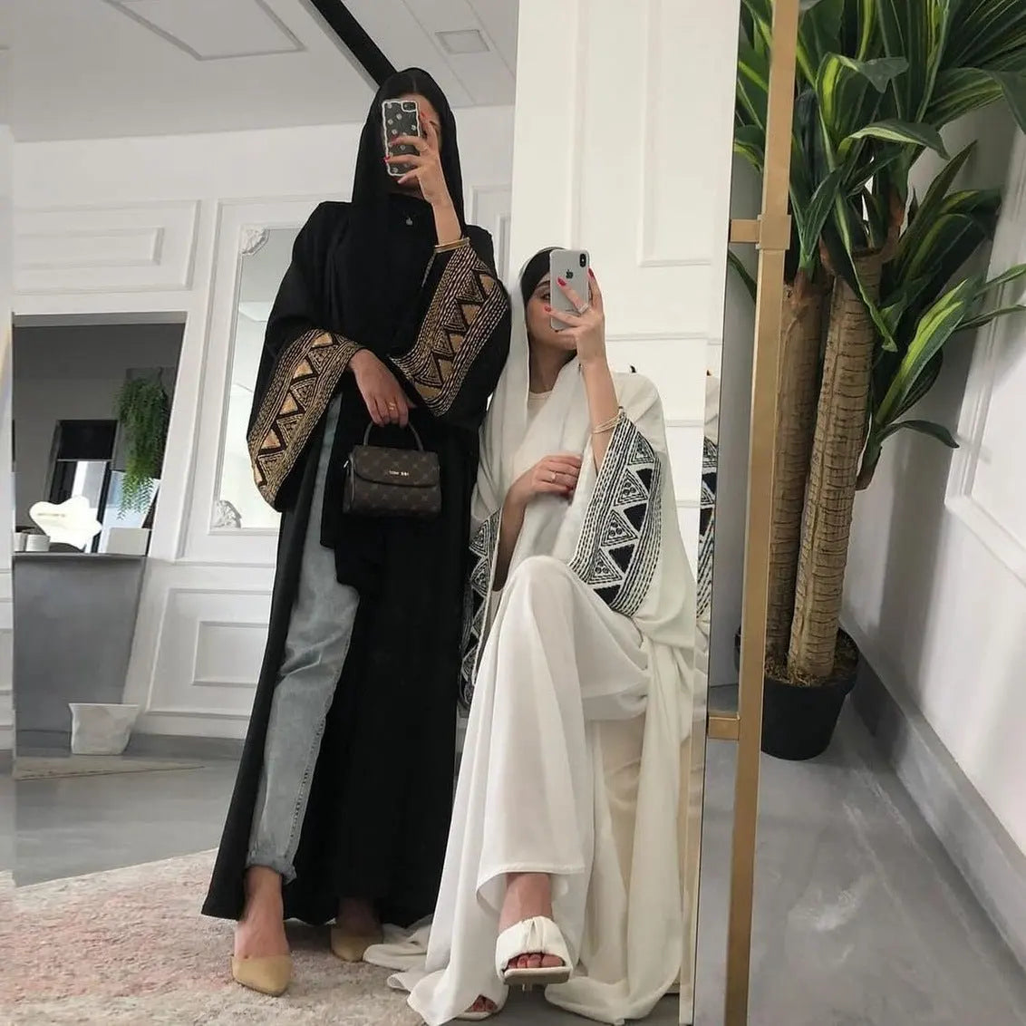 Hot Selling Traditional Modest Black Abaya Dubai Open Cardigan Luxury Muslim Dress for Women Plus Size Autumn Season