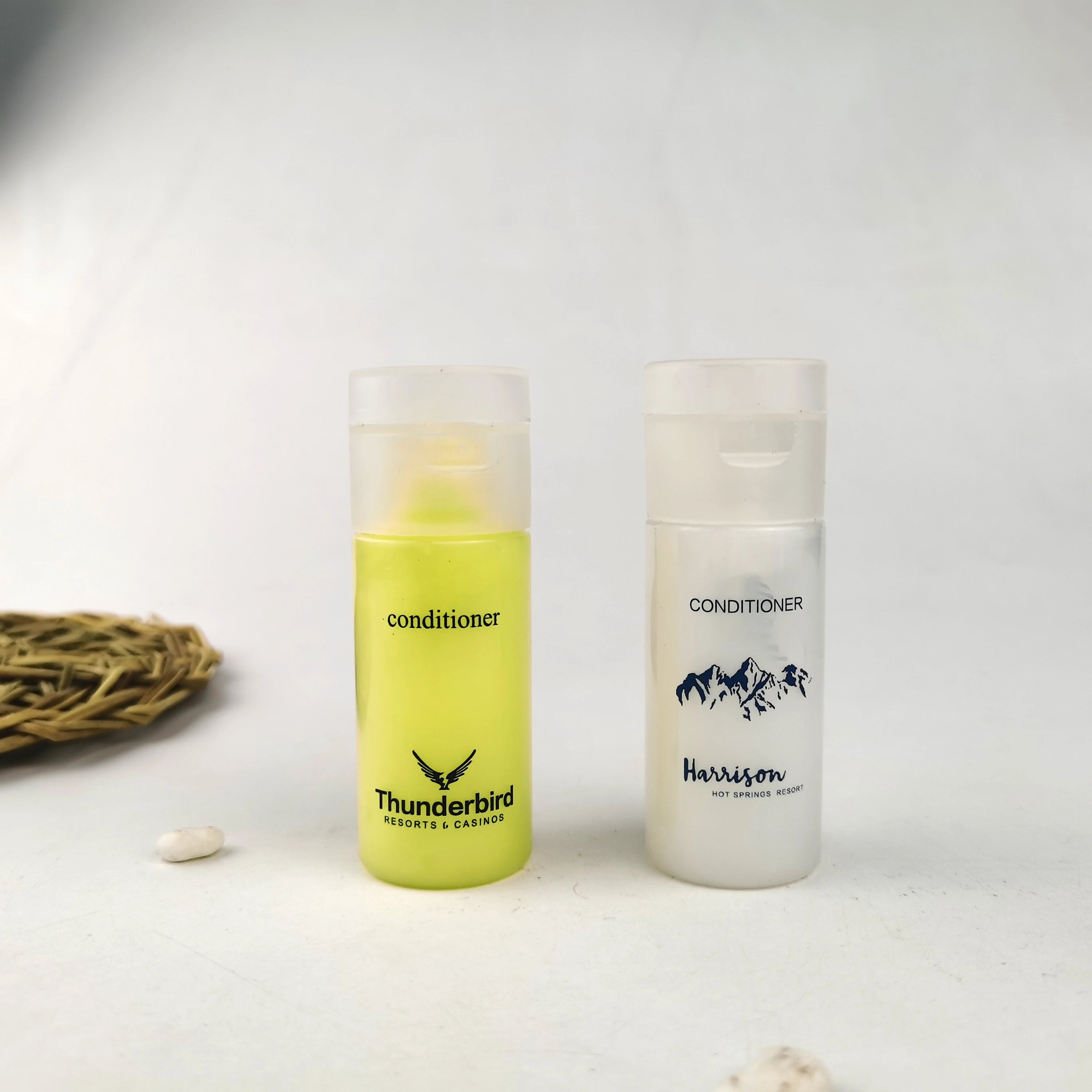 Customized 30ml Mini Hotel Cosmetic Shampoo Bottles With Recycling Use