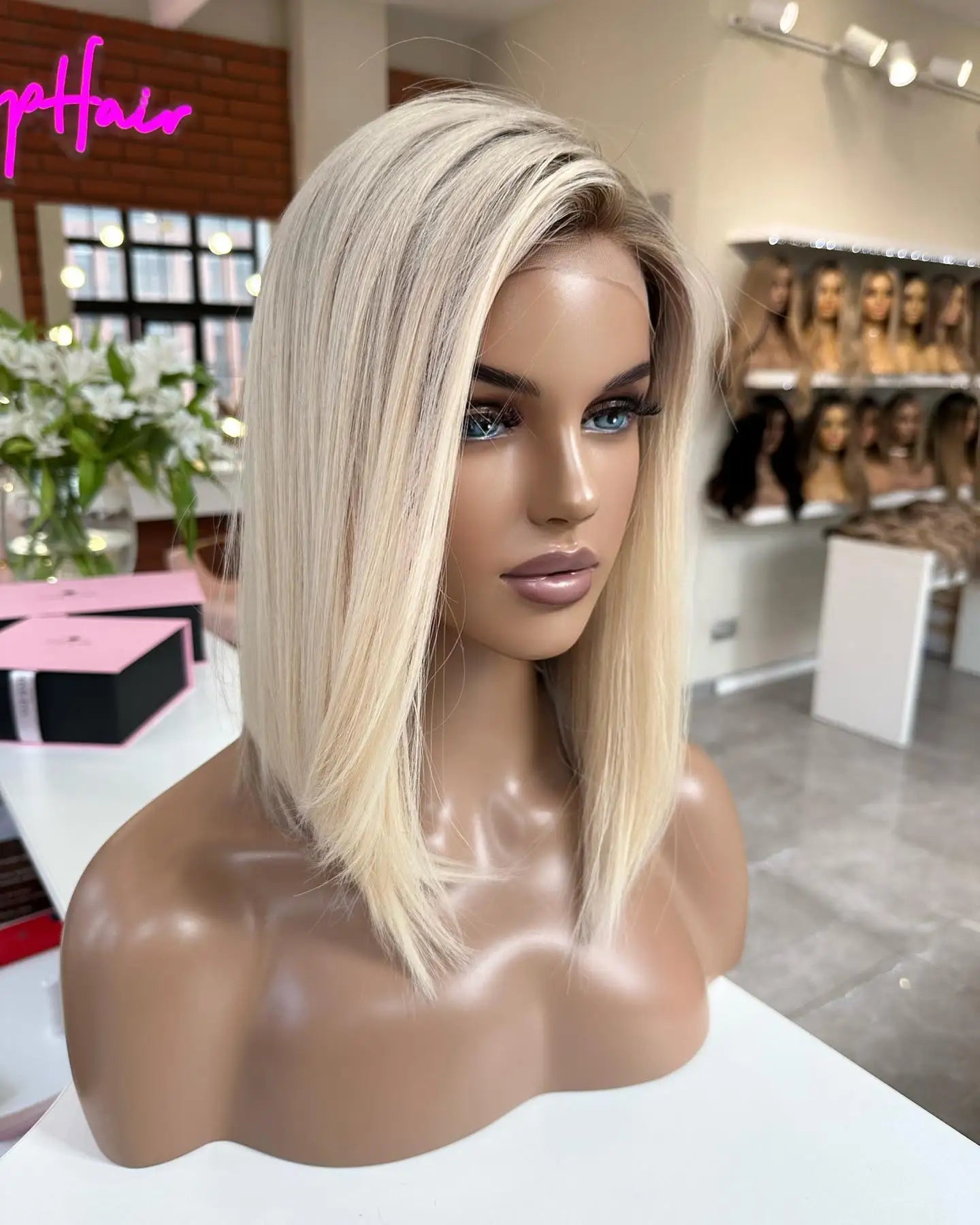 8-14 Inches Highlight Color Ombre Ash Platinum Blonde Dark Root Human Hair Virgin Hd 13X4 Glueless Ombre Blonde Color Lace Wigs