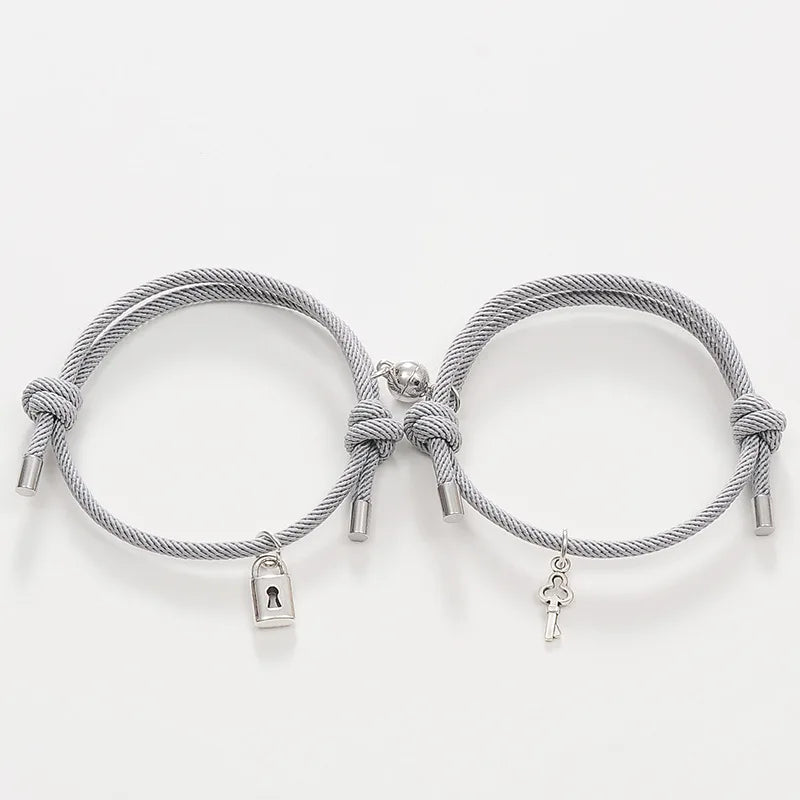 Fashionable Round Balls Magnetic Attraction Pendant Bracelet Simple Lock + Key Adjustable Couple Bracelet