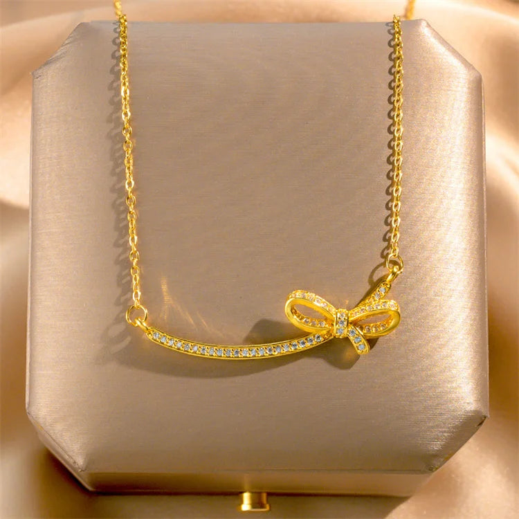 Wholesale New Stainless Steel Personalized Fashion Jewelry Bow Tie Necklace Diamond Smile Necklace