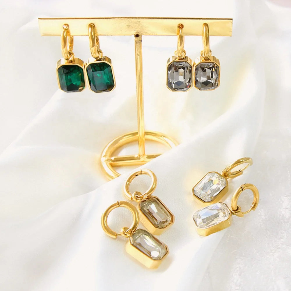 2023 Elegant Huggie Earrings Stainless Steel Cubic Zircon Earrings for Woman