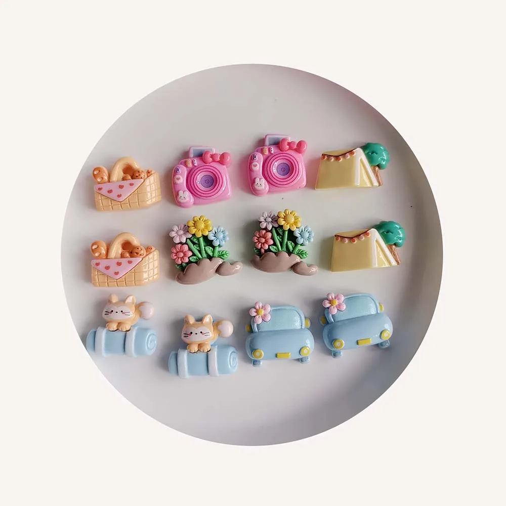 Bulk 100Pcs Cartoon Baby Pink Theme Flatback Resin Cabochons Sweet Candy Moon Rabbit Star Cloud Crafts for Jewelry Making DIY