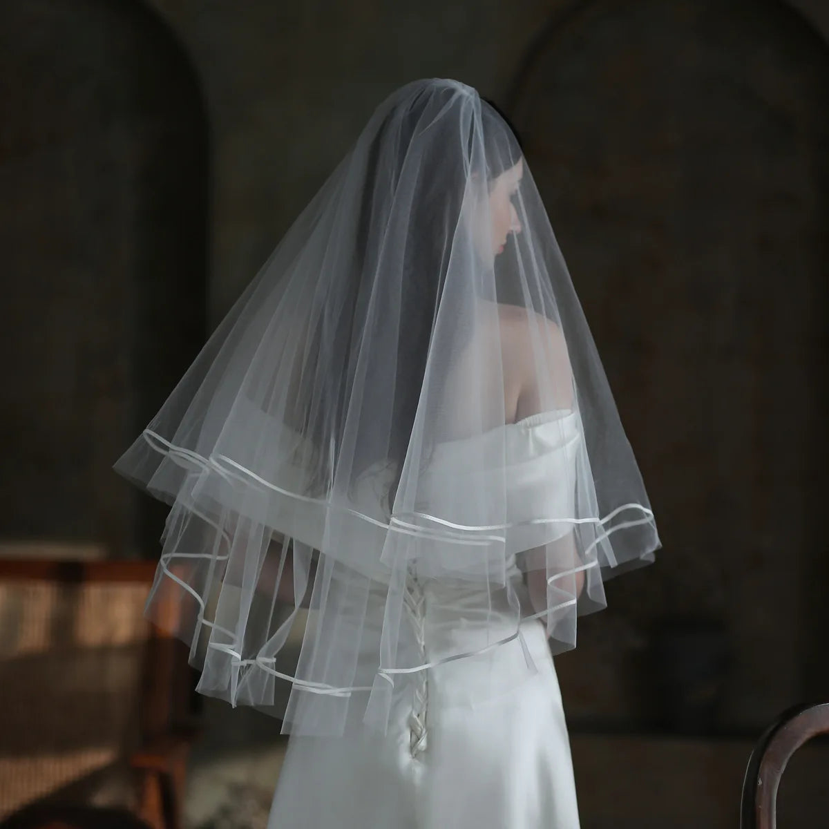 IVANHOE Classic European and American Ribbon Edge Veil Fingertip 2-layer Wedding Veil Wedding Accessories
