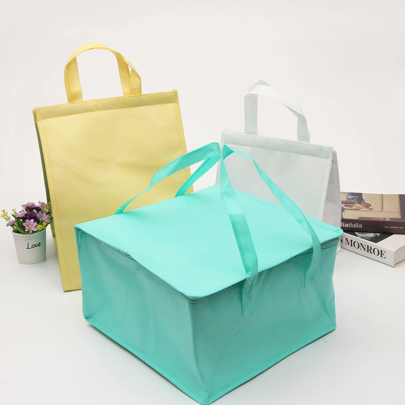 Custom Logo Thermal Insulated Cooler Bag Reusable Non-Woven Grocery Shopping Carry Bag for Food Cake Drinks and Other Items