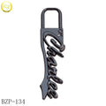 Custom Special Designer Garment Letter Puller Logos Gun Color Alloy Embossed Puller Tags Accessory for Shoes