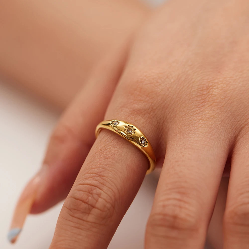 European and American 18k Stainless Steel Popular CZ Star Women Rings Cubic Zircon Fashion Jewelry