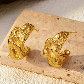 Light Luxury 18K Gold Plated Stainless Steel Stud Earrings Women Fashionable Geometric Wrinkle Lava Design Titanium Steel