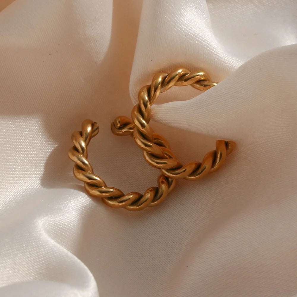 18k Gold Plated Twist Chain Ear Clip Earrings Classic Minimalist Stainless Steel Hoop Earrings for Women