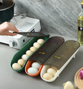 Modern Design PP Automatic Rolling Type With Lid Egg Carton Egg Kitchen Foldable Roll off Type Egg Holder