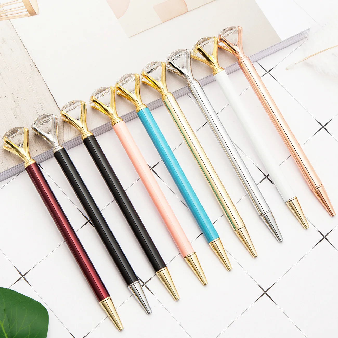 Big Diamond Pens-Bling Wedding Crystal Metal Ballpoint Pens with Black Ink for School Office Stationery Creative Affordable Gift