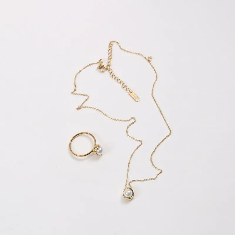 Fenny Jewelry 18K Gold Plated Wholesale Permanent Sweet Fashion Fresh Water Pearl Pendant Stainless Steel Necklace for Women