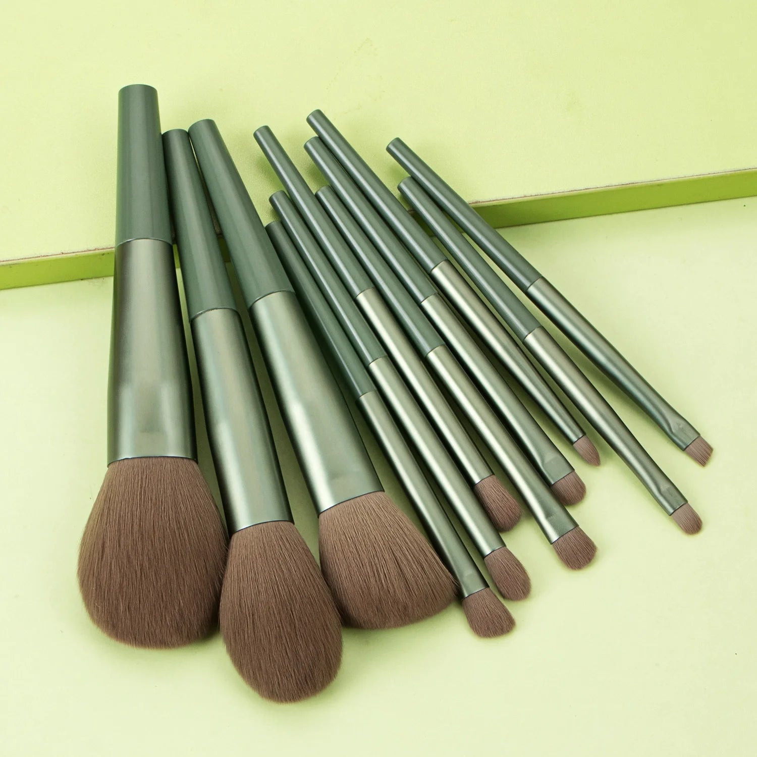 Wholesale Good Quality 11Pcs Makeup Brush Set Long Ferrule Handle Soft Synthetic Hair Makeup Brush Kit