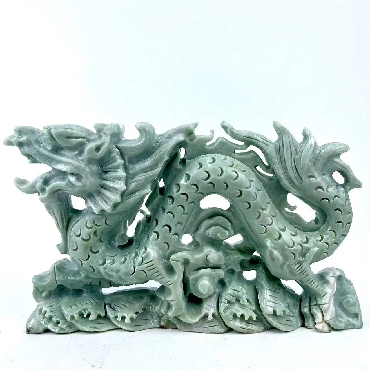 Wholesale Natural Stone Hand Made Hsiuyen Jade Crafts Hot Sale Chinese Dragon XiuYan Jade for Decoration