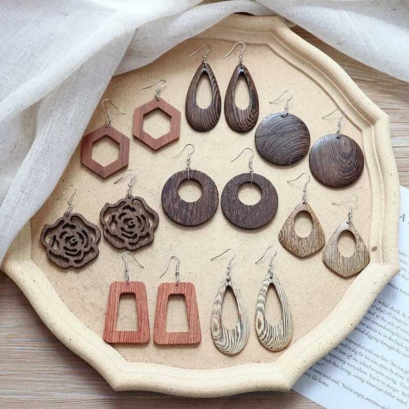 SC New Style Bohemian Flower Heart Geometric Earrings Charm Simple Wood Vintage Earrings Statement Wooden Earrings for Women