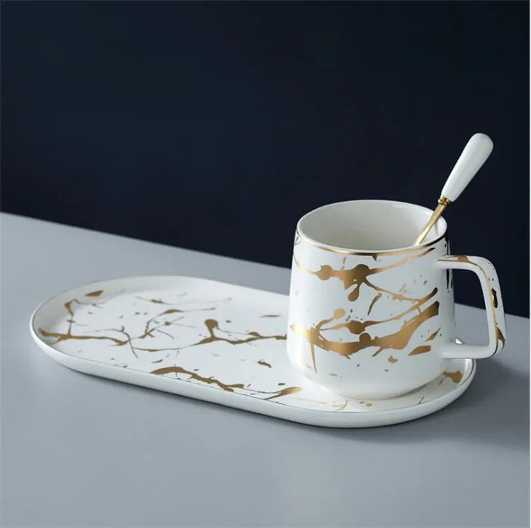 New Mould Italian Coffee Cup Dessert Plates / Ceramic Porcelain Handmade Modern Luxury 250ml Cup Saucer Set Customized Color