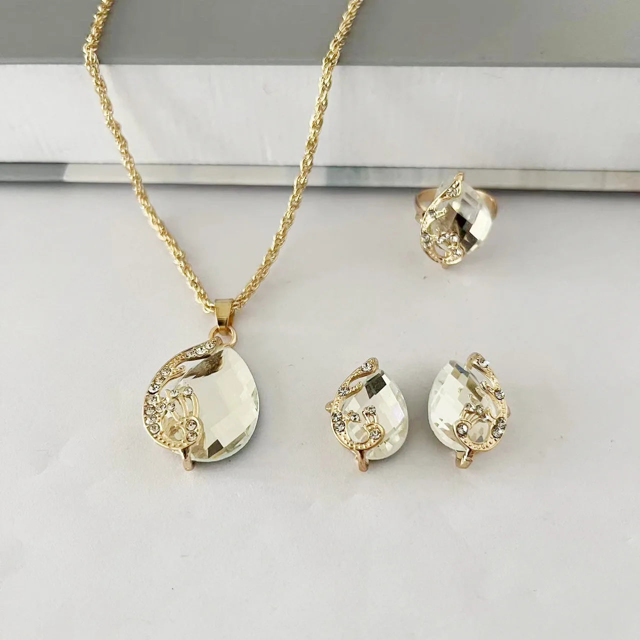 2024 Fashion Hot Selling Colorful Dropped Earrings Women's Bracelet Jewelry Set