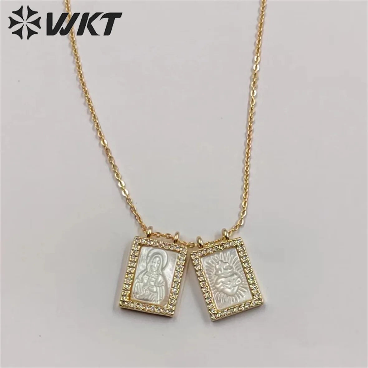 WT-JN220 Super Hot Fashion Double Charms Micropaved CZ Setting Mother of Pearl Shell Necklace 18k Gold Religion Maria Necklace