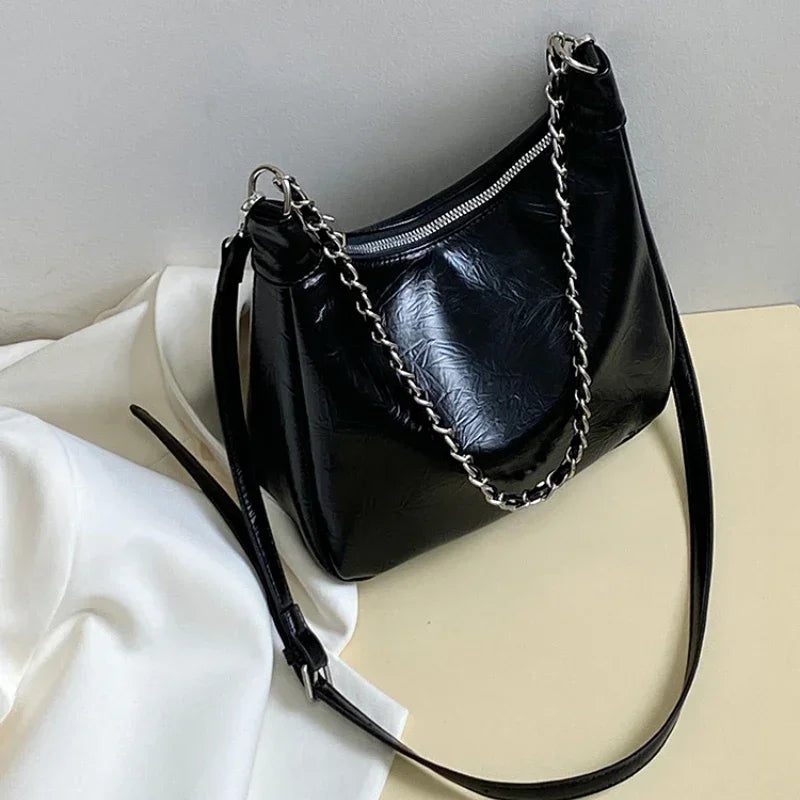 Retro Style Chain Women's Shoulder Bag Solid Colour Female Crossbody Bags Soft PU Leather Ladies Tote Commute Underarm Handbag