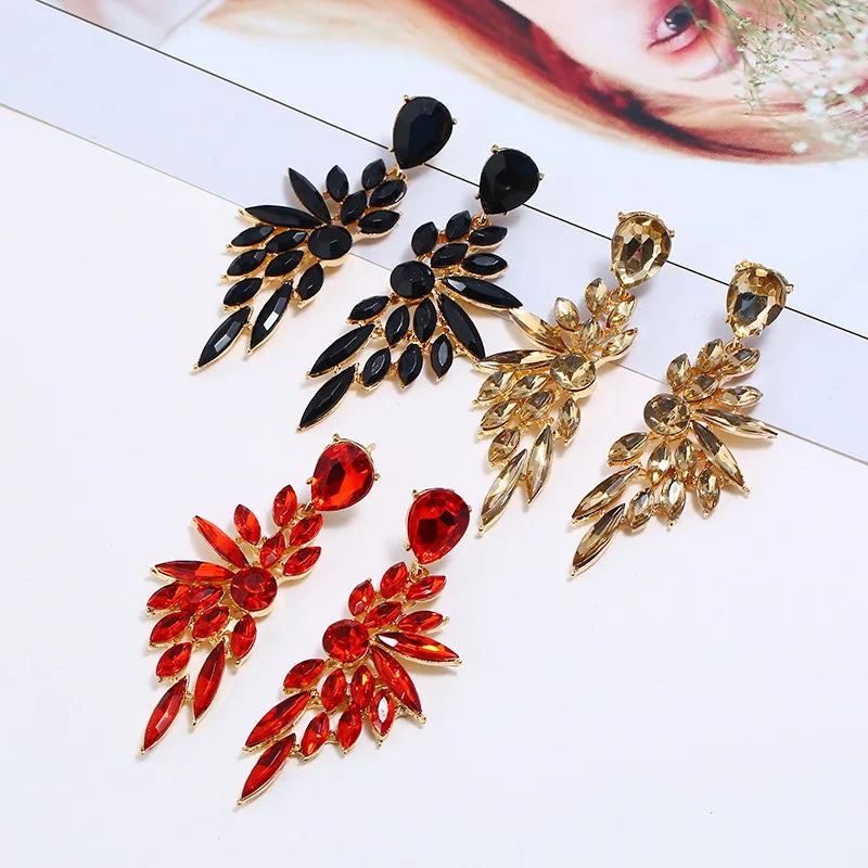 SC Hot Selling Luxury Teardrop Rhinestone Earrings Fashion Statement Earrings Trendy Blink Long Crystal Wings Earrings for Women
