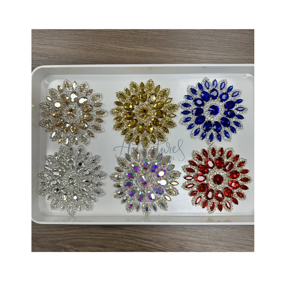 Wholesale Round Flower Patches Crystal Rhinestone Applique Embellishments for Women Bridal Dress