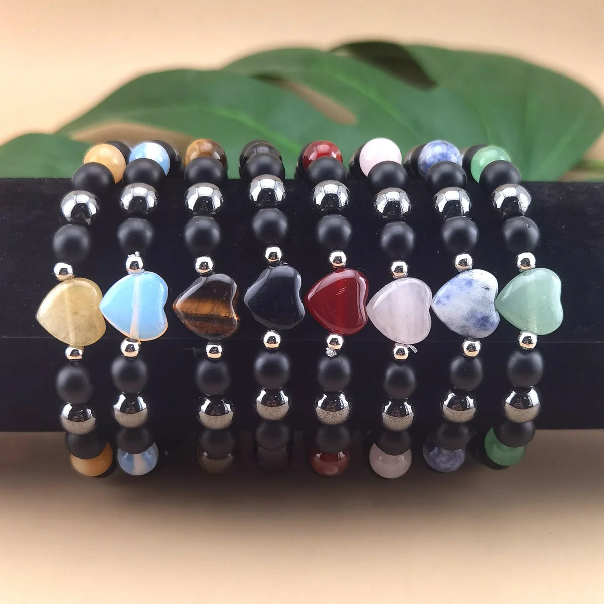 Wholesale Multicolor Love Heart Gemstone Bracelets Rose Quartz Tiger Eye Obsidian Sodalite Elastic Gemstone Bracelets for Unisex