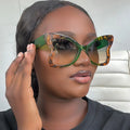 Oversized Fashion 2024 Sunglasses Butterfly Shape Plastic Sunglasses 2024 New Stylish Women Shades Sun Glasses