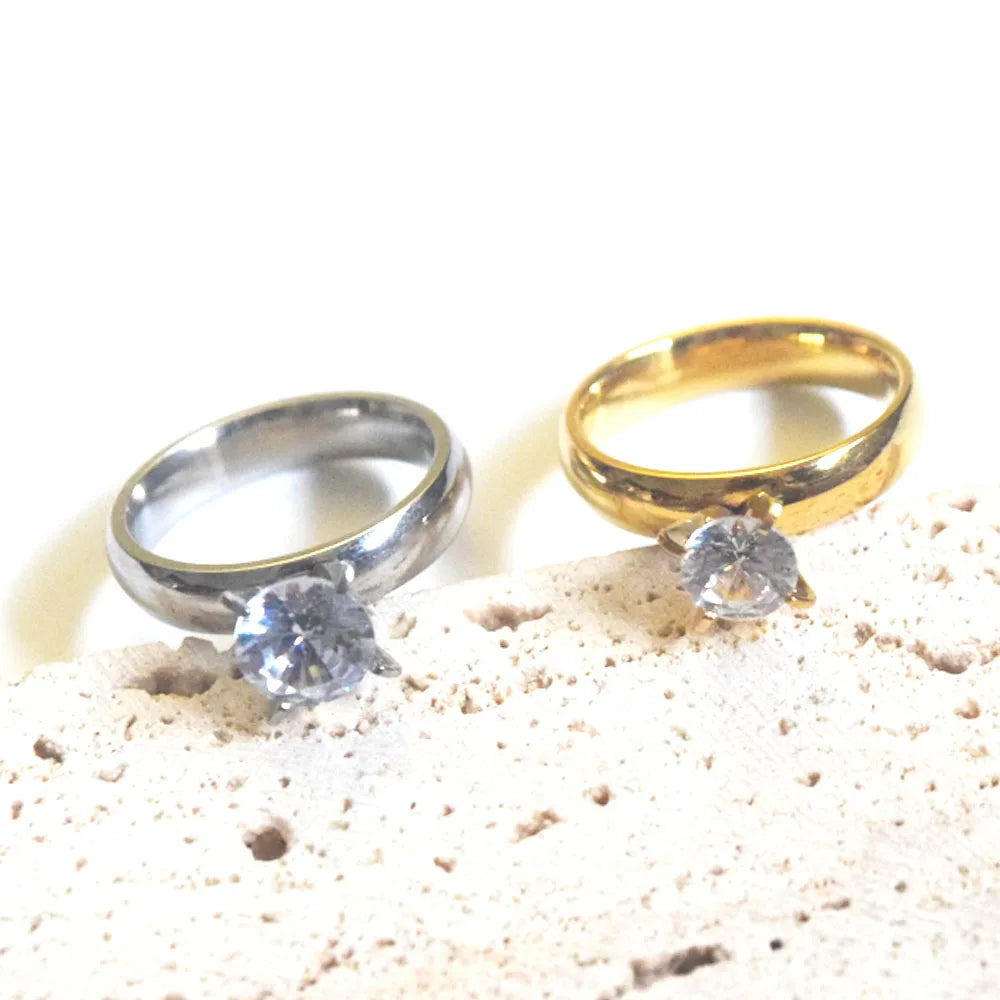 Fashion Stainless Steel Zircon Diamond 4 Claws Wedding Finger Ring Jewelry for Women 4mm Wide Band