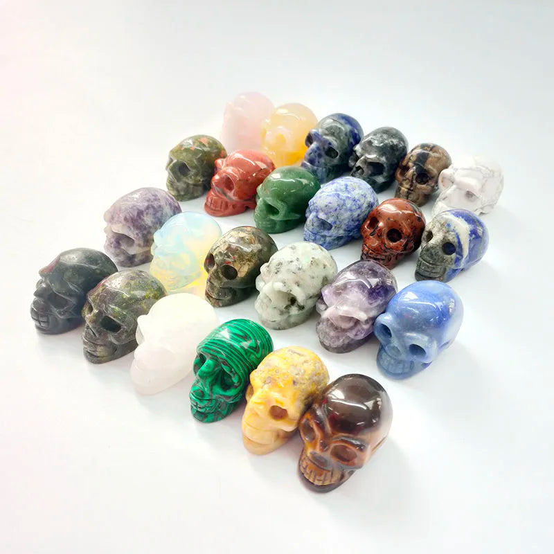 Wholesale Natural Crystal 1.5inch Small Skulls Crafts Hand Carved Mini Skull Head Decoration Healing Stone