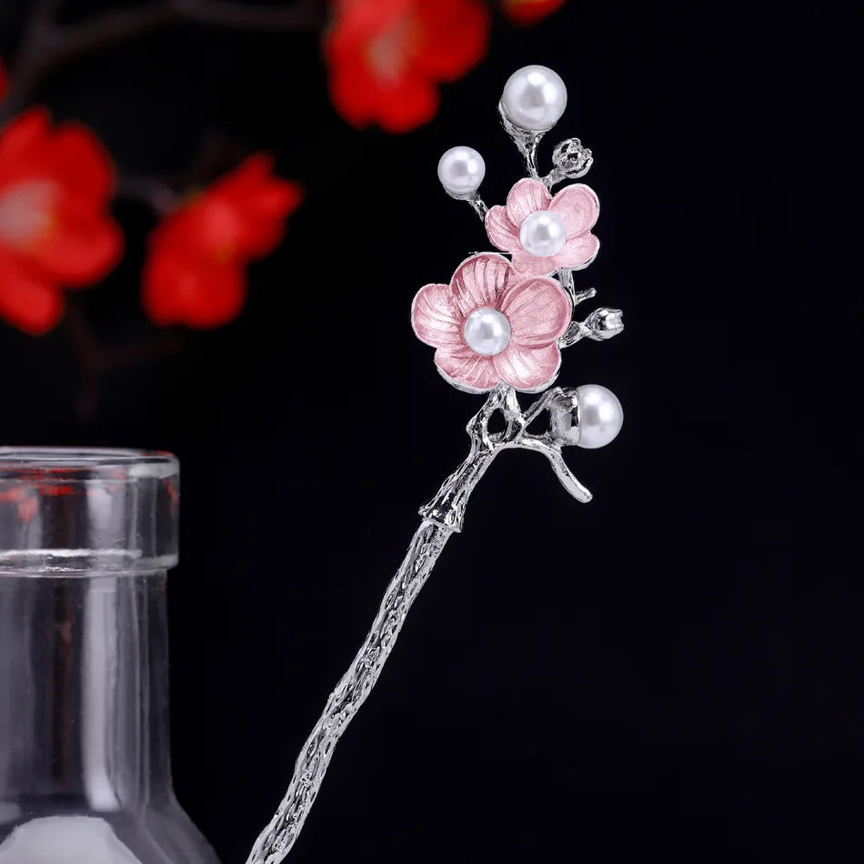 Chinese Traditional Style Delicate Flower Pearl Metal Hair Sticks Elegant Plum Blossom Accessories Hair Clip for Women Girls
