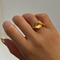 2025 Dazan HOT New Ins Trendy 18k PVD Gold Plated Stainless Steel Bohemian Twist Bow Dancer Minimalist Ring Valentines Gift