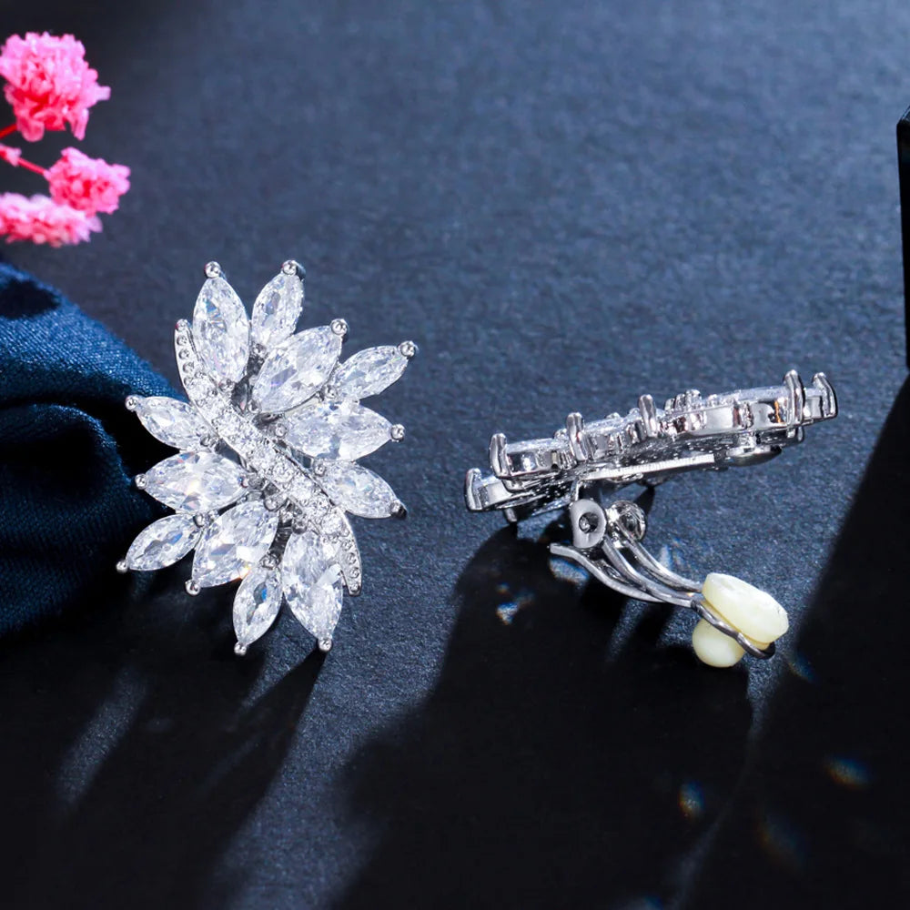 Classic Flower Shape CZ Stones Silver Plated No Pierced Hole Ear Clip on Earrings Jewelry for Women Party Wedding Jewelry