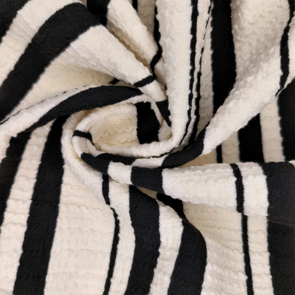 320gsm Heavyweight 72.2% Poly 25.8% Rayon 2% Spandex Stripe Stretch Jacquard Knitted Fabric Wrinkle GRS/OCS Girls Garment