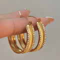 2024 Dazan Summer New 18k Gold Plated Unique Hypoallergenic Stainless Steel Vintage Snake Bone Striped 5A Zircon Hoop Earrings