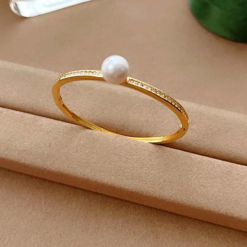Classic 9-10MM Natural Freshwater Edison Pearl Bracelet with Micro Inlaid Design Handmade for Normal Hand Circumference