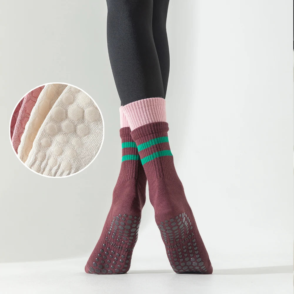 Stripe OEM Crew Sports Cotton Gym Non-slip Socks Custom logo Trainer Sticky Socks Seamless Anti slip Yoga Pilates Grip Socks