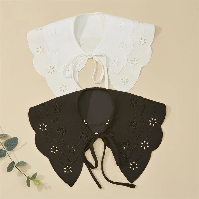 Factory Direct Elegant Water-Soluble French Lace Detachable Collar with Double Wisps of Flowers Embroidery Spot Supply