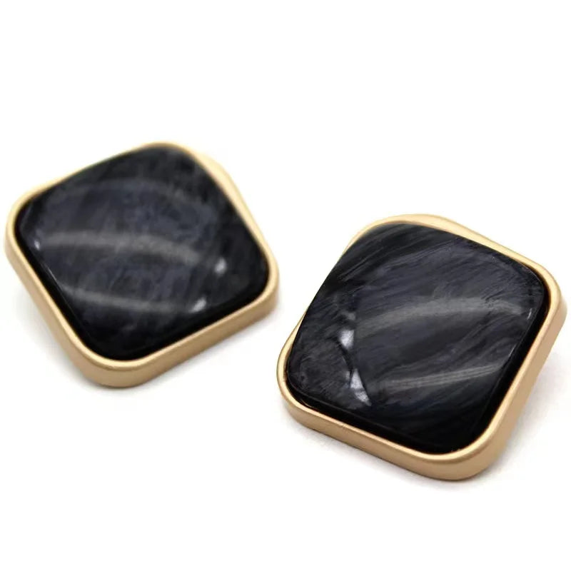 Good Plating square Shank Resin Metal Combination Button With Gold Margin