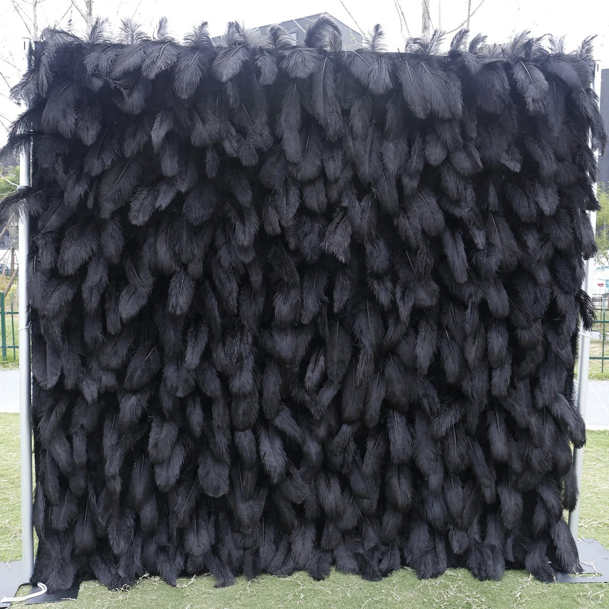 High End Customized Black Feather Wall Roll up Flower Wall Backdrop Panels for Wedding Decor