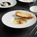 2021 New Arrival Straw Hat Shape 12 Inch Round Pasta Salad and Dessert Ceramic Glaze Dishes Charger Plate for Hotel Restaurant