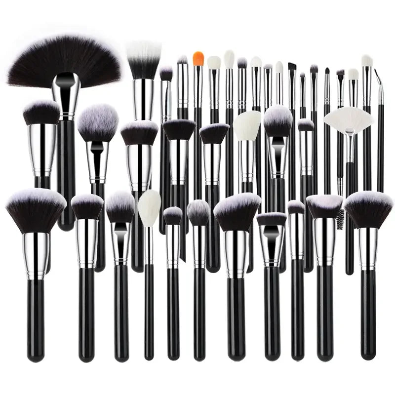 13-Piece Full Set Professional High-grade Synthetic Luxury Cosmetic Brush Set Flat Brush for Body Private Label Makeup Brushes