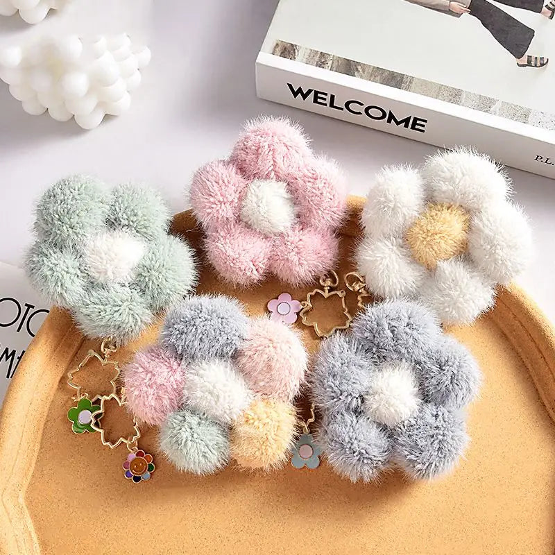 Wholesale Cute Fluffy Rose Flower Keychain Pompom Kawaii Plush Key Chains Keyring Faux Fur Pom Pom Flower Keychain Bag Pendant