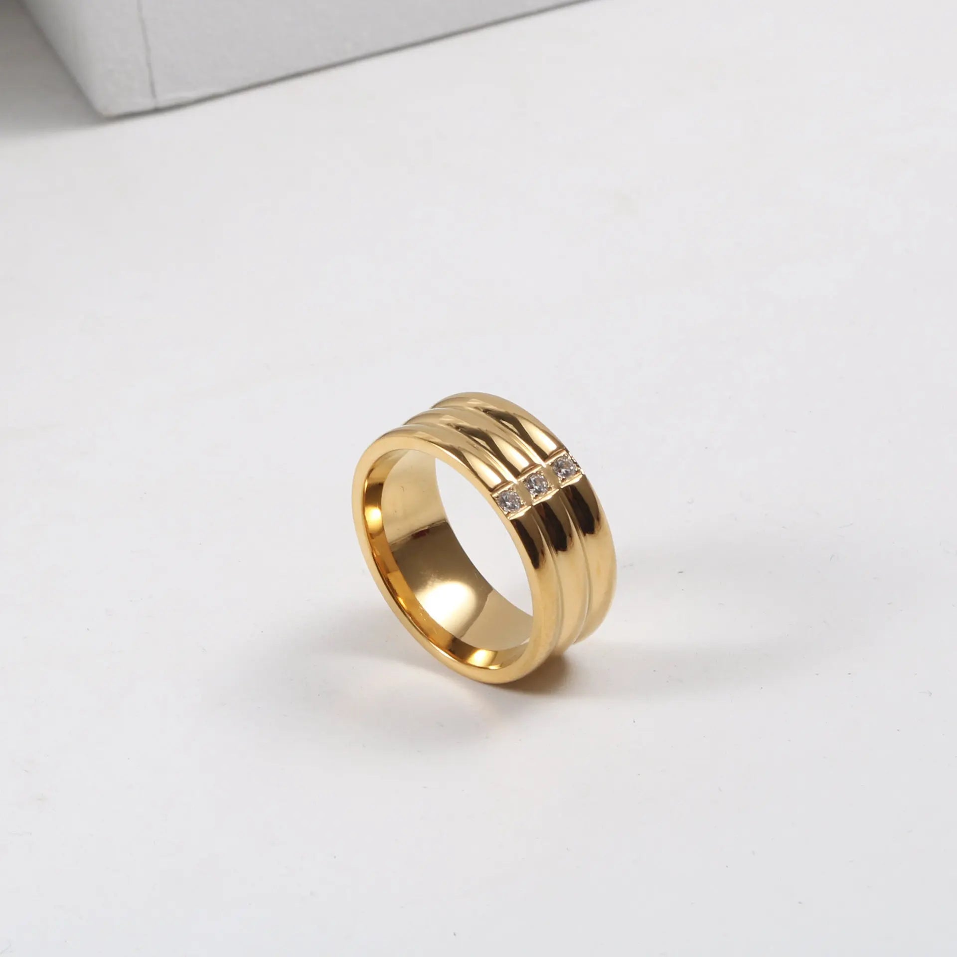 Beautiful High Polished 3 Domed Shape Pieces Zirconia CZ Stones Stainless Steel Luxury Ring