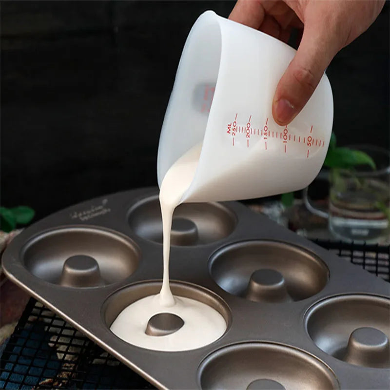 Flexible White 500ml 250ml 120ml 1oz  2oz Silicone Graduated Measuring Cup